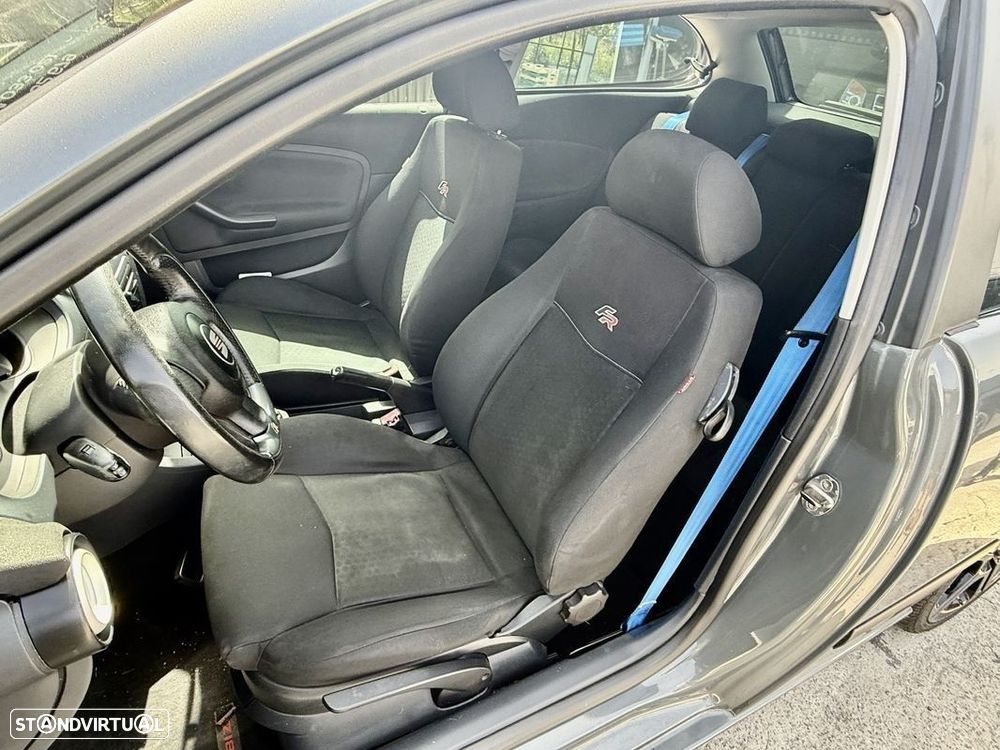 SEAT Ibiza 1.9 TDi FR - 37