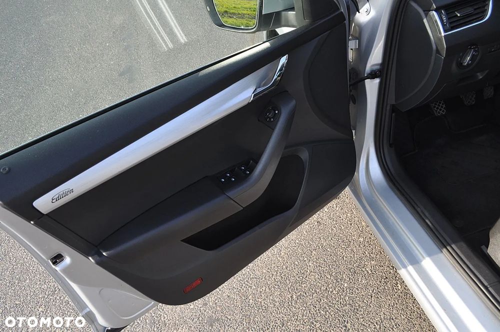 Skoda Octavia Combi 1.6 TDI Green tec Edition - 11