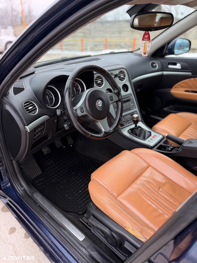 Alfa Romeo 159 2.4 Multijet Distinctive - 5