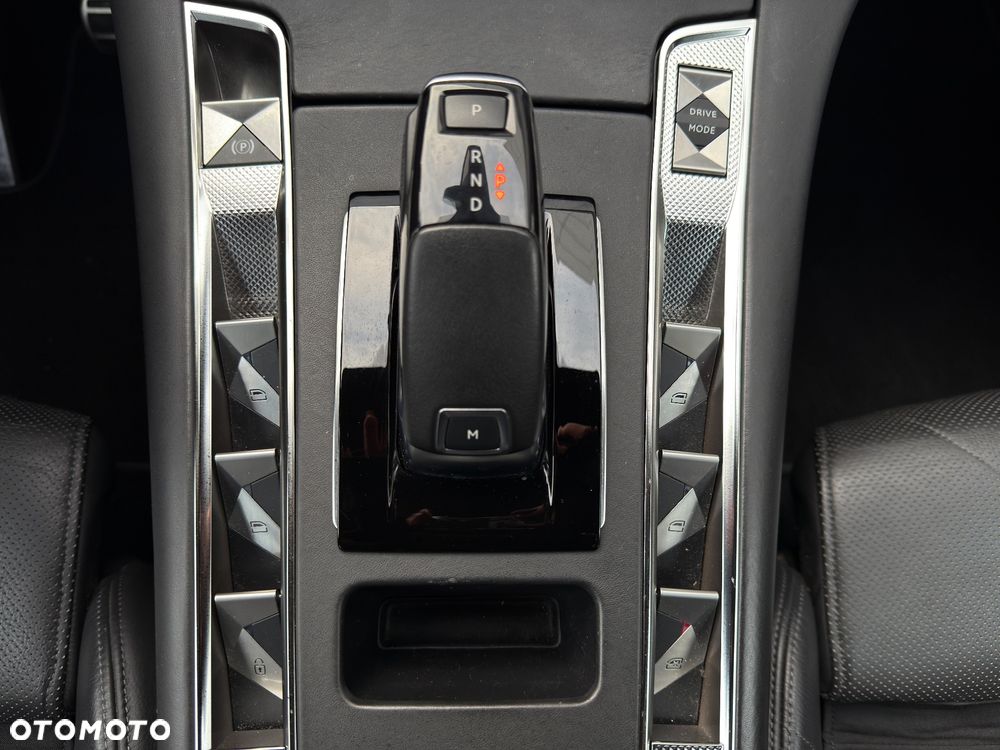 DS Automobiles DS 7 Crossback 2.0 BlueHDi So Chic - 21