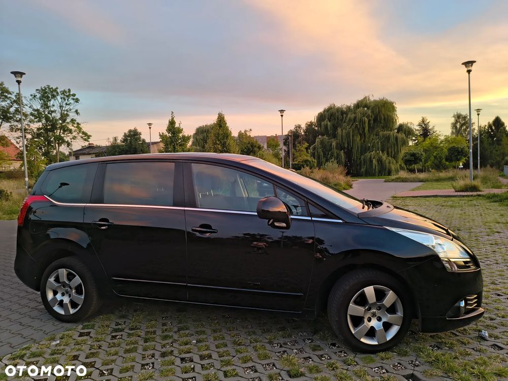 Peugeot 5008 155 THP Family - 6