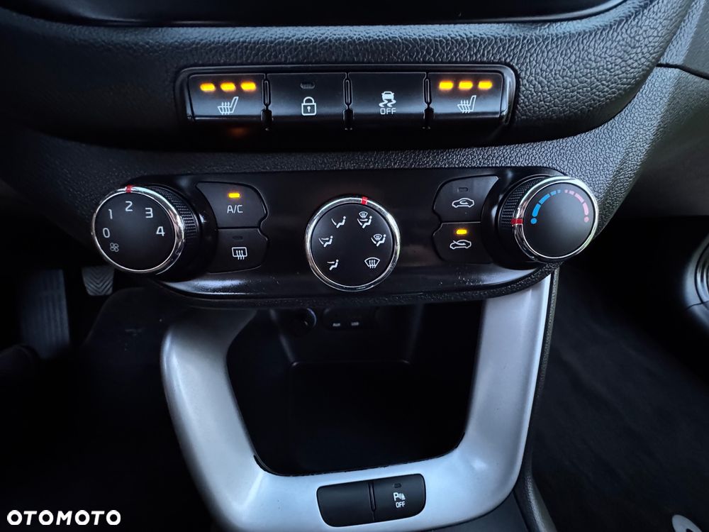 Kia Ceed - 19