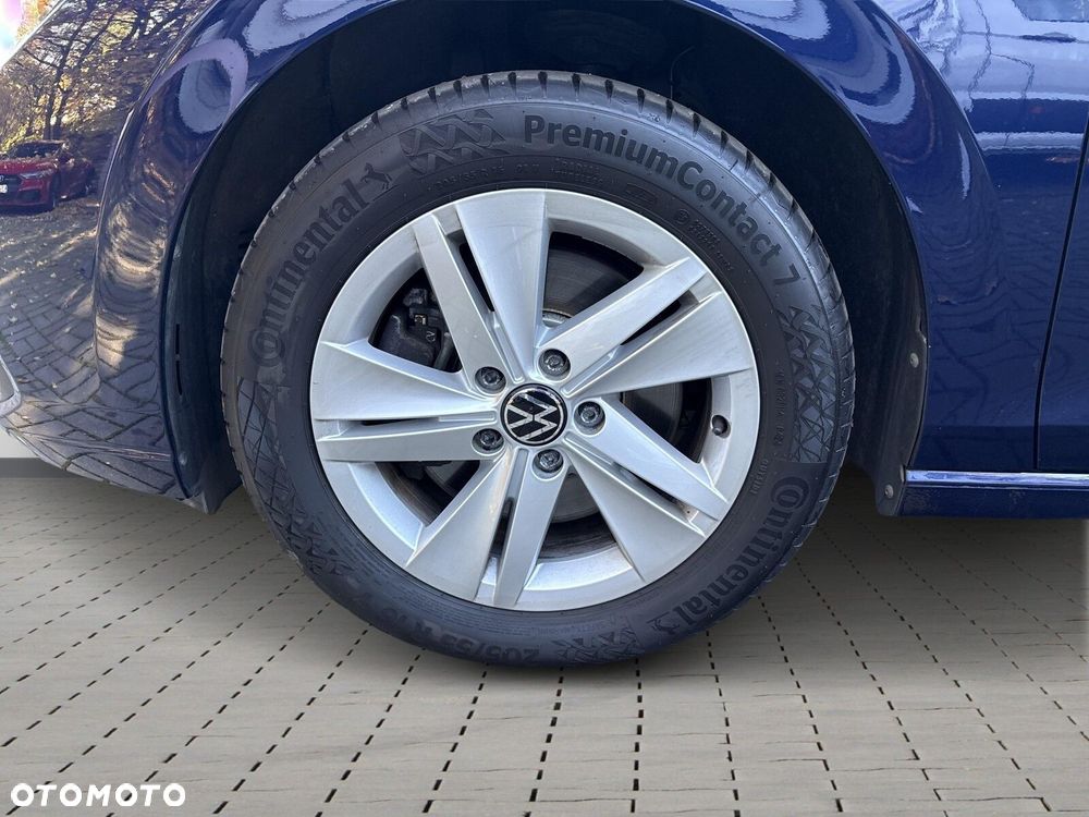 Volkswagen Golf - 20