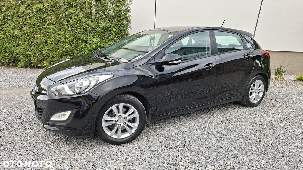 Hyundai i30 1.4 Premium - 24