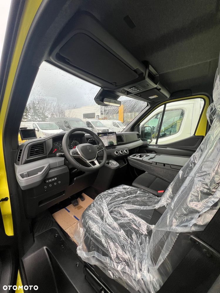 Renault Master - 24
