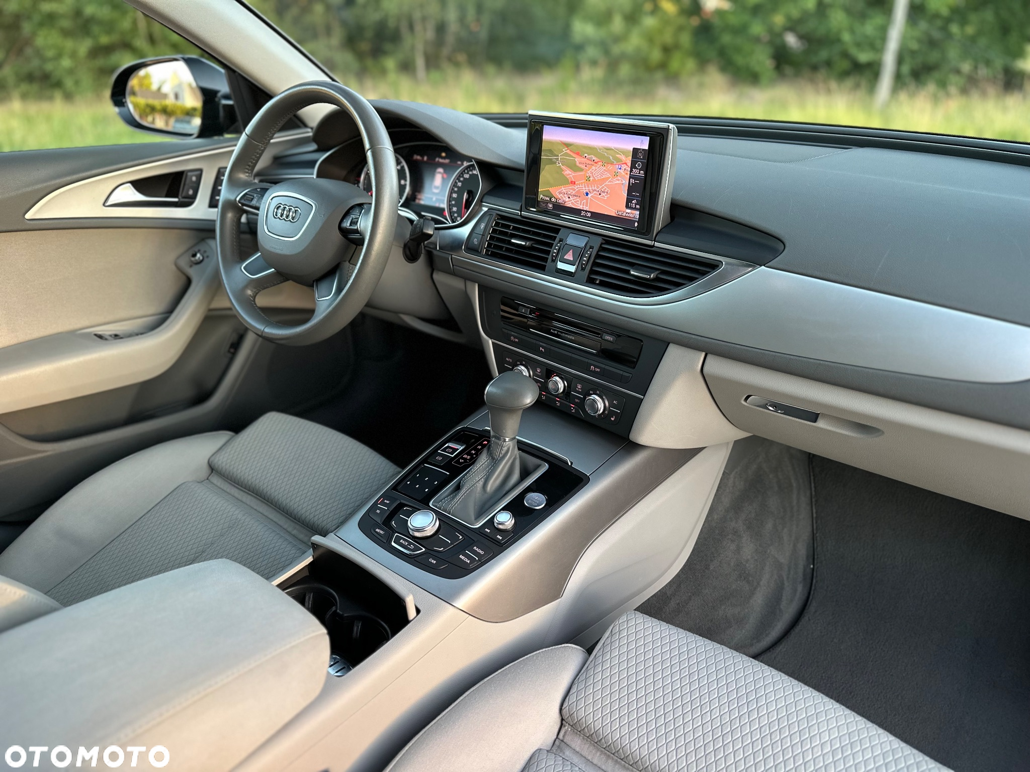 Audi A6 Avant - 14