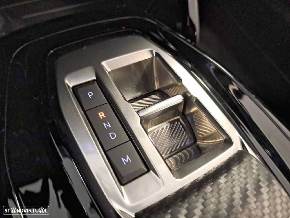 Peugeot 2008 1.2 PureTech GT EAT8 - 19