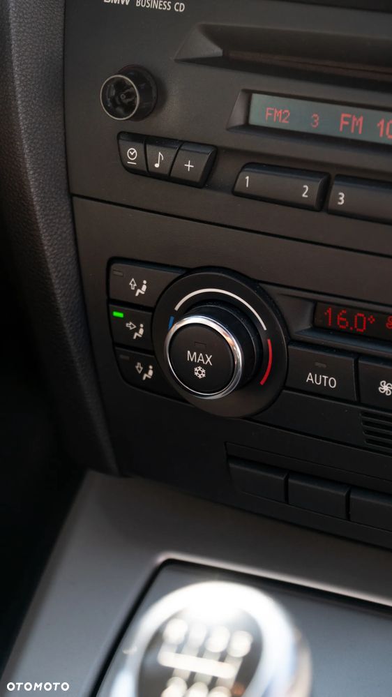 BMW Seria 3 320d - 25