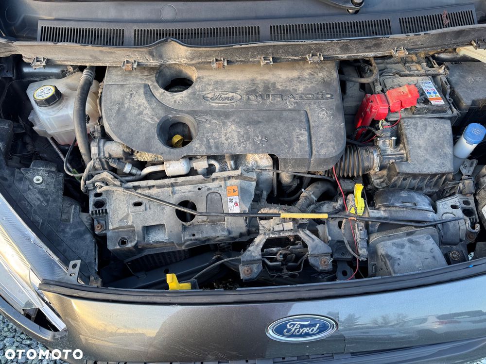 Ford Transit Courier - 9