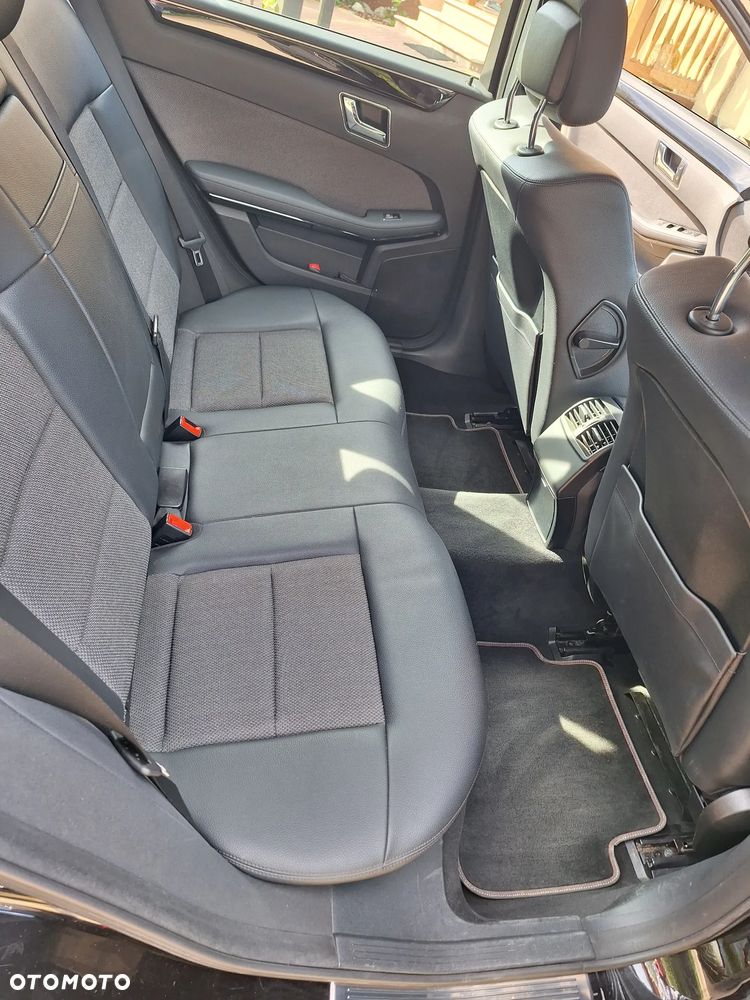 Mercedes-Benz Klasa E 250 CGI BlueEff Avantgarde - 17