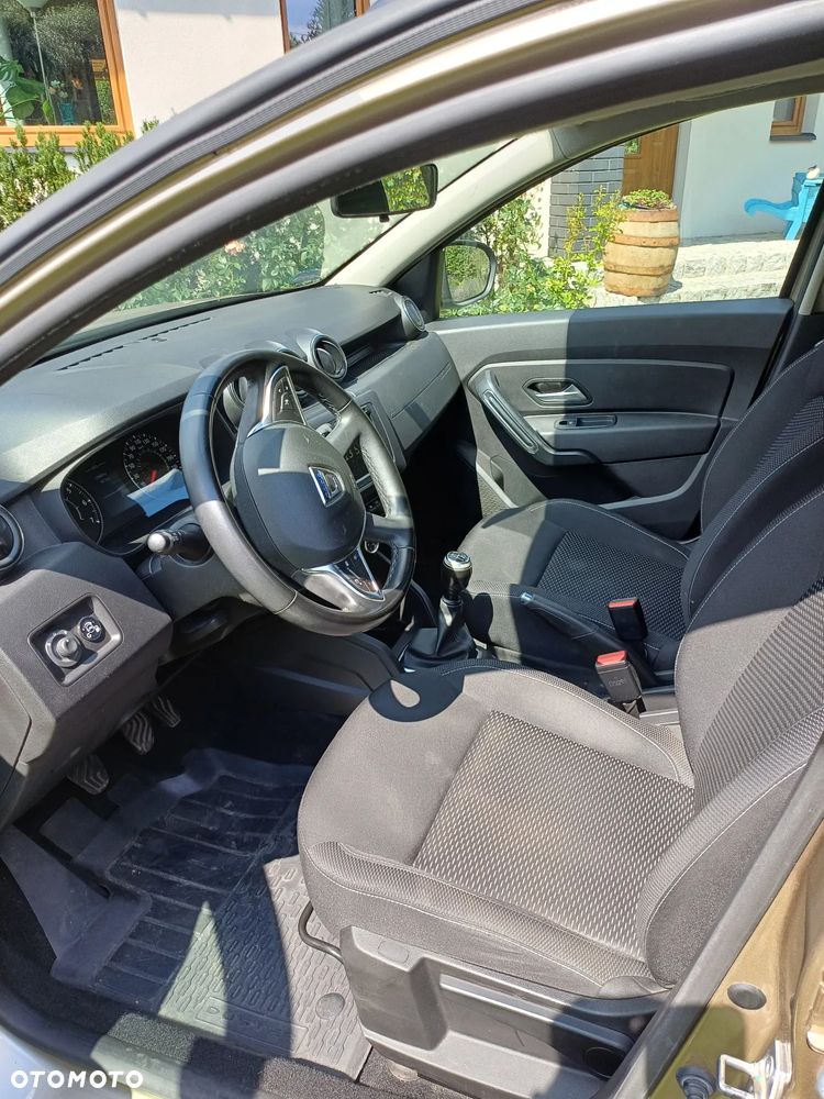Dacia Duster 1.6 SCe Ambiance S&S - 6