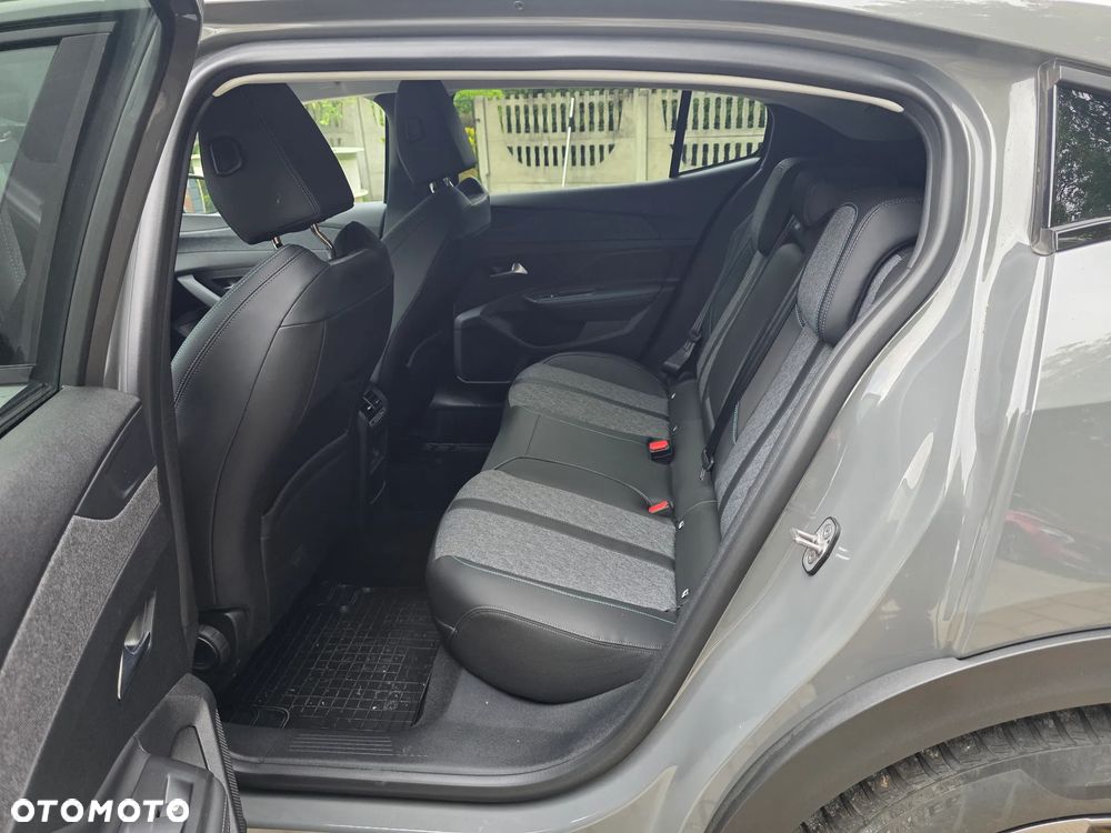 Peugeot 408 1.2 PureTech Allure S&S EAT8 - 16