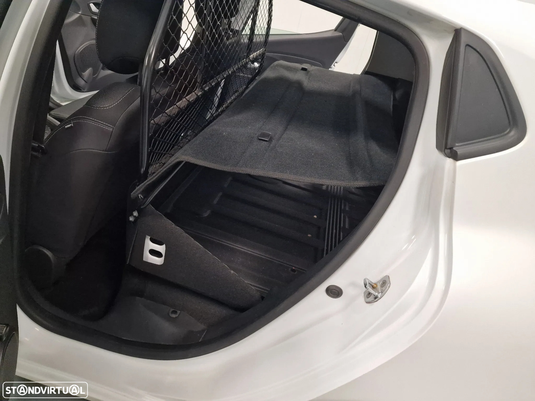 Renault CLIO SOCIETE 1.5 DCI ZEN GPS IVA DEDUTIVEL - 29