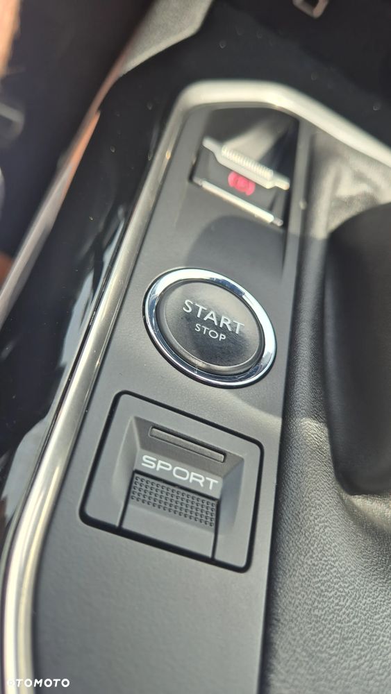 Peugeot 3008 PureTech 130 Stop & Start GPF Active Business-Paket - 18