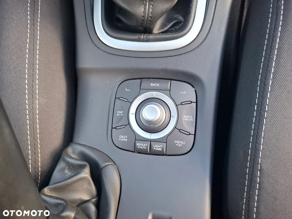 Renault Megane 1.6 16V Luxe Dynamique - 27