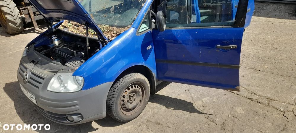 vw caddy III  klapa tylna 05r - 3