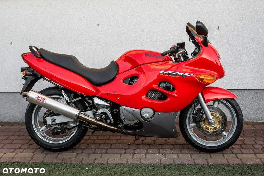 Suzuki GSX - 2