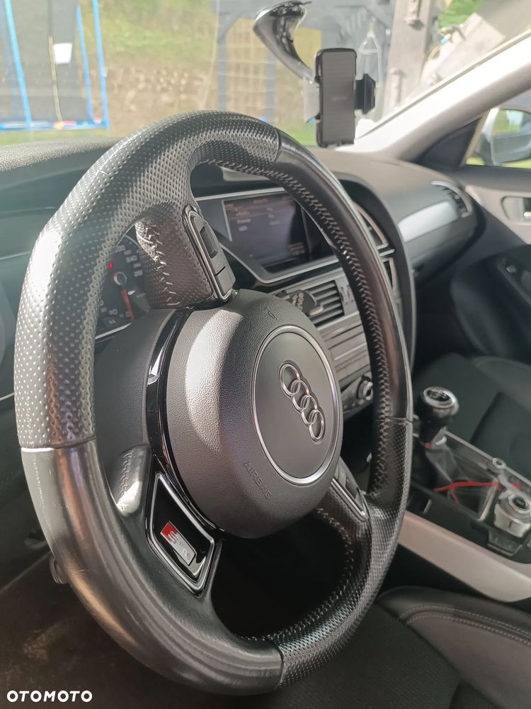 Audi A4 Avant 2.0 TDI - 15