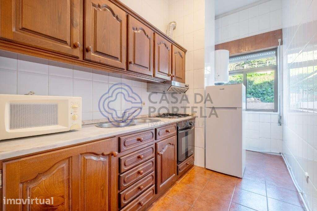 T2 Praça da Flores com elevador e garagem - Grande imagem: 4/29
