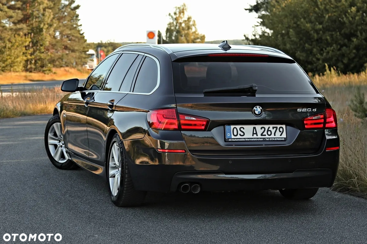 BMW Seria 5 520d Touring Luxury Line - 14
