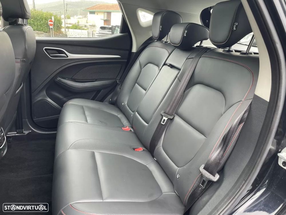 MG ZS Luxury - 20