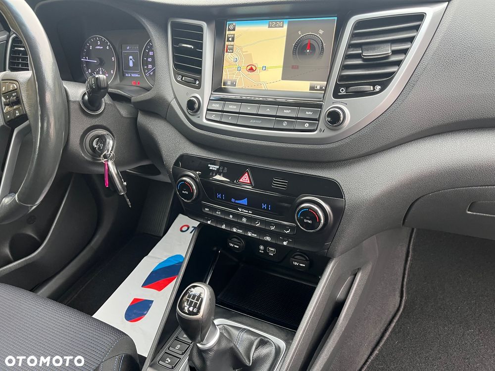 Hyundai Tucson blue 1.7 CRDi 2WD Intro Edition - 8