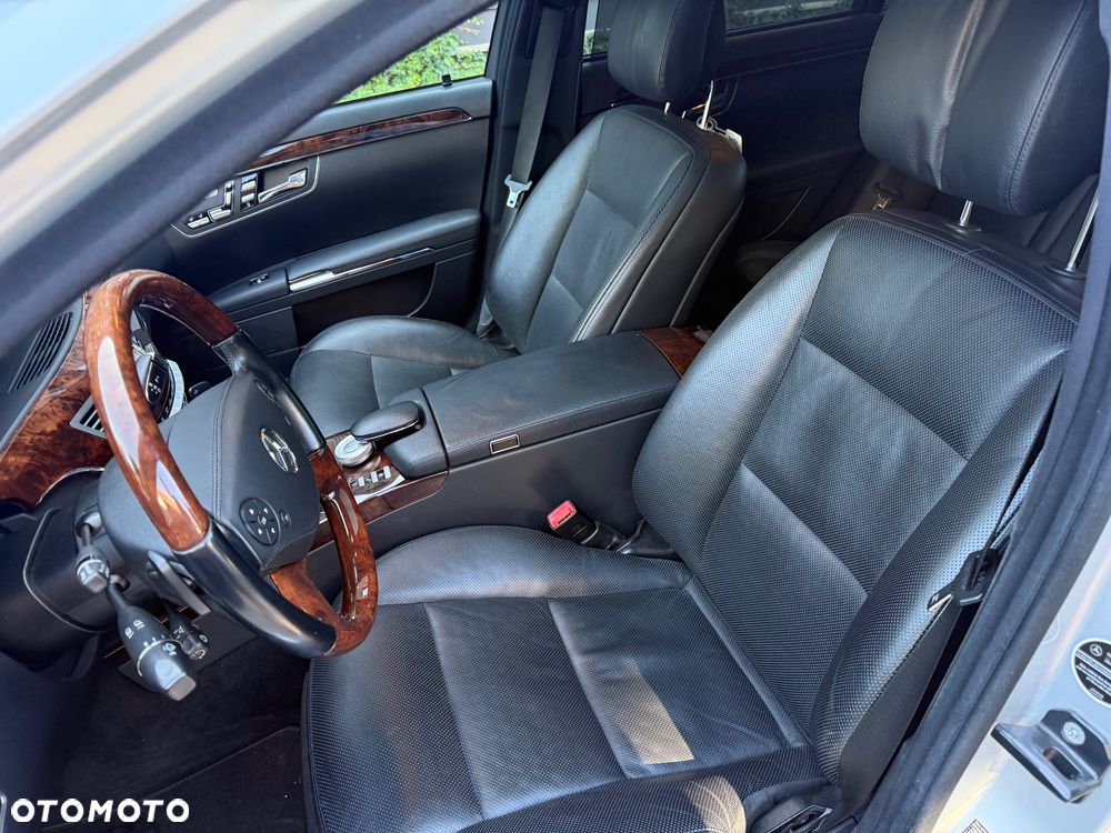 Mercedes-Benz Klasa S 500 4-Matic 7G-TRONIC - 23