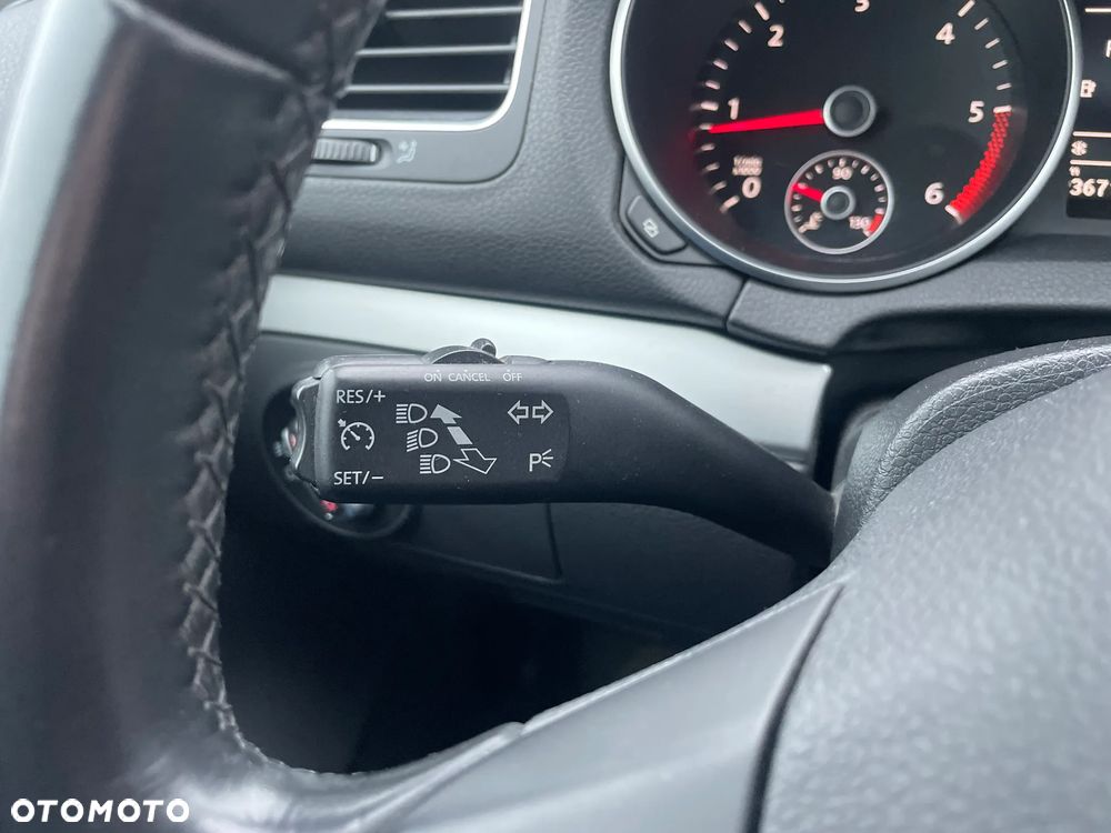 Volkswagen Golf 2.0 TDI DPF 4Motion Highline - 18