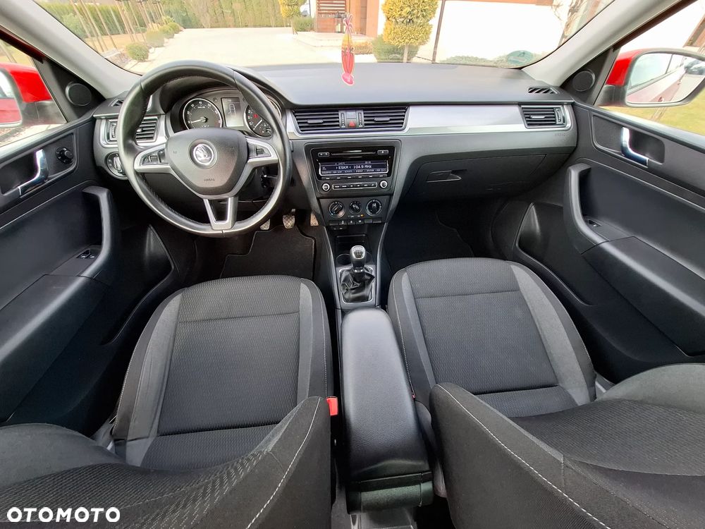 Skoda RAPID 1.2 TSI Edition - 34