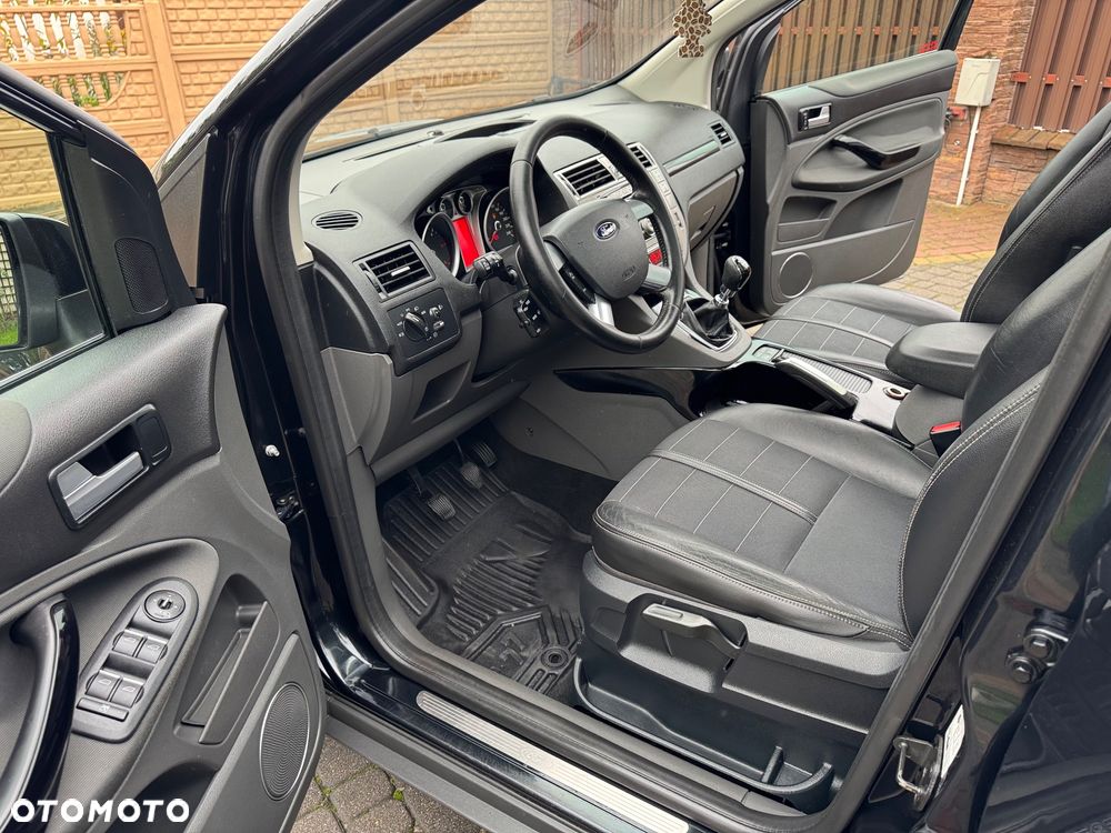 Ford Kuga 2.0 TDCi Titanium FWD - 10