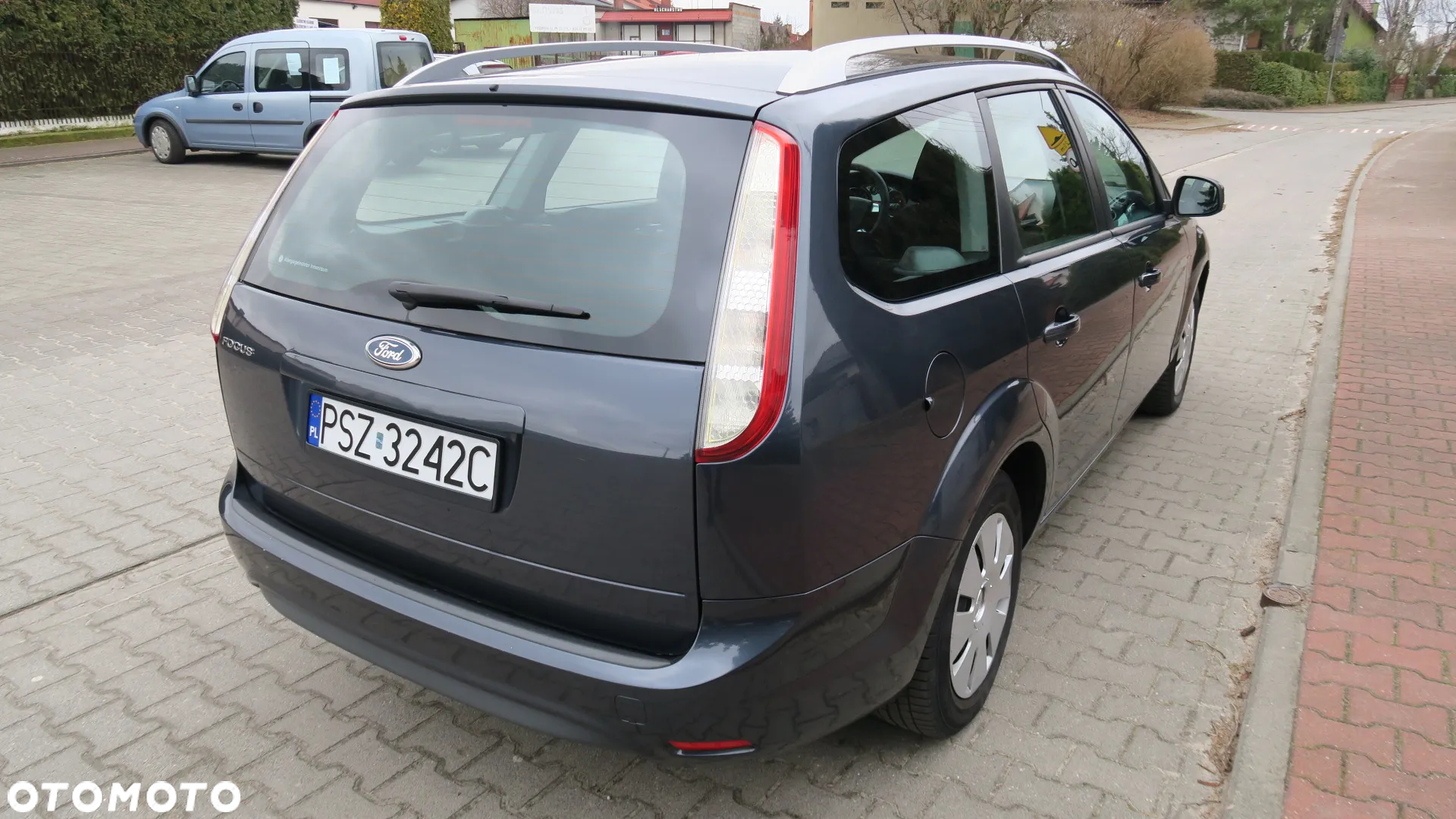 Ford Focus - 6