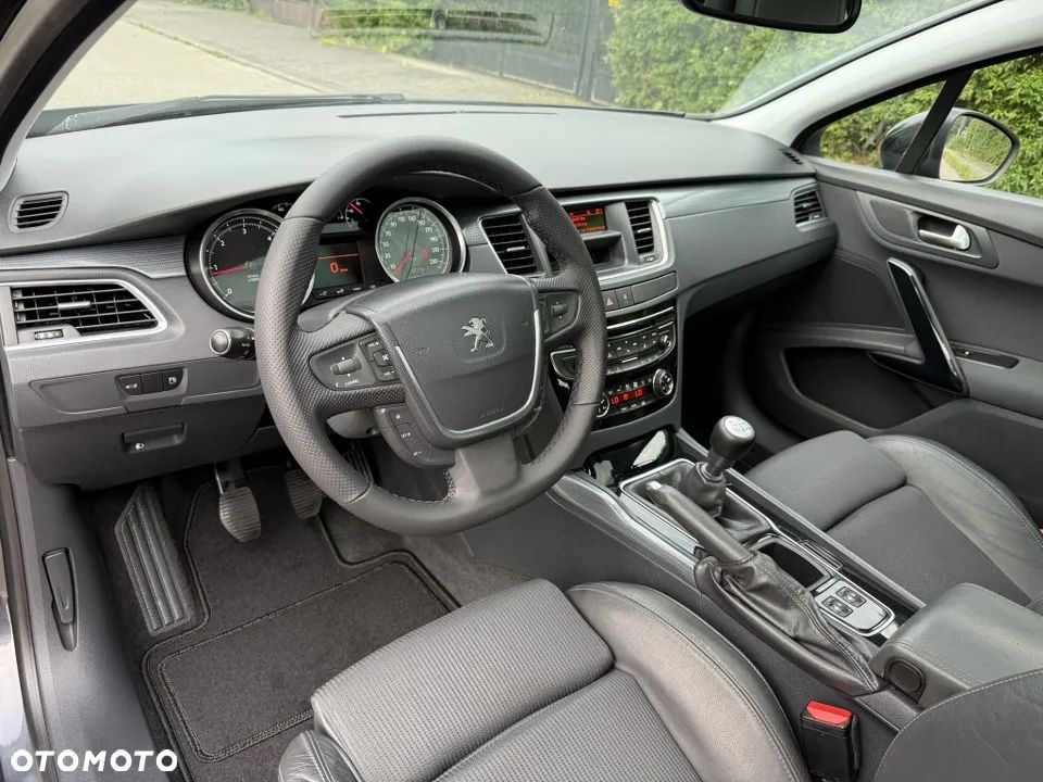 Peugeot 508 SW HDi FAP 140 Allure - 17