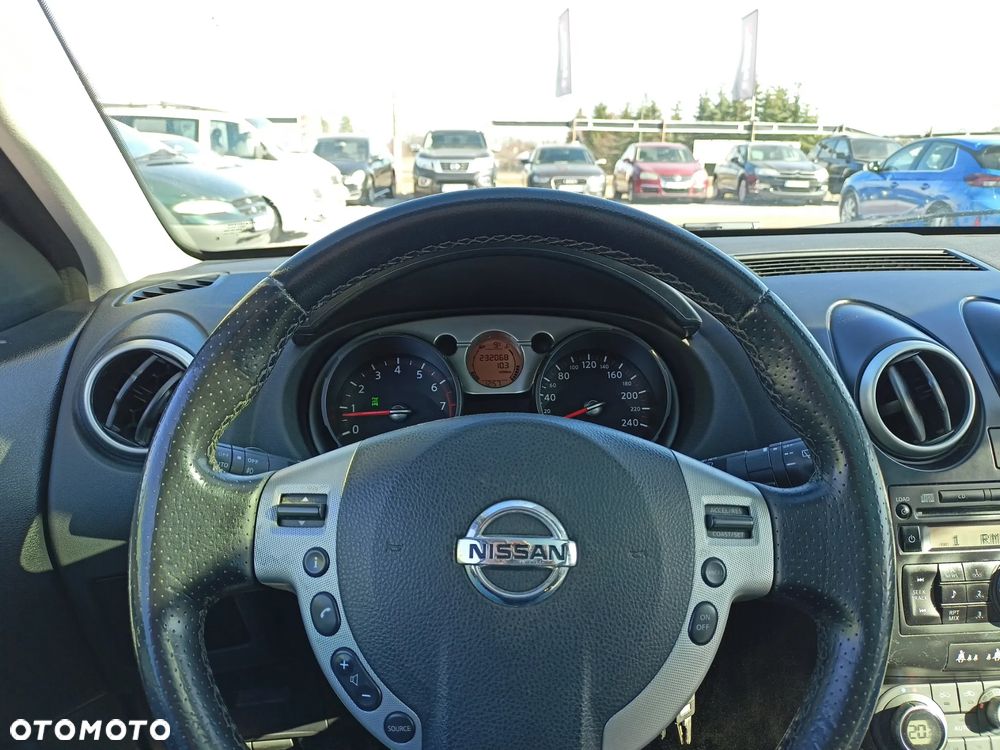 Nissan Qashqai - 11