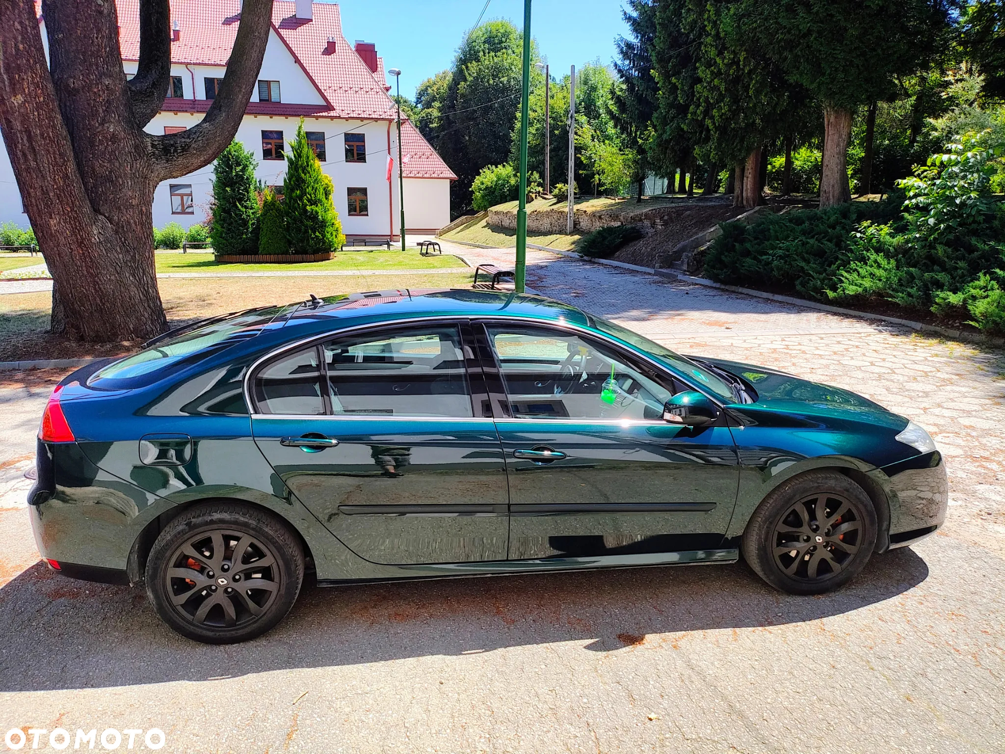 Renault Laguna 2.0 dCi Initiale - 33