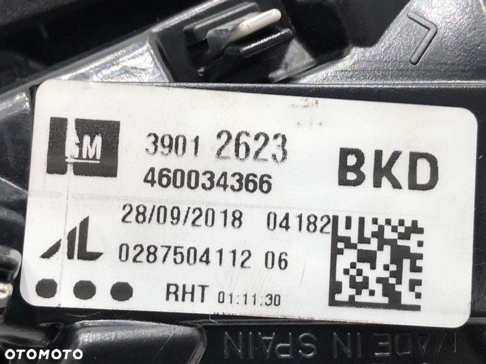 LAMPA LEWY TYŁ WEWNĘTRZNA - 76.00 PLN - OPEL CORSA E (X15) 2014 - 2022 1.4 (08, 68) 55 kW [75 KM] - 5