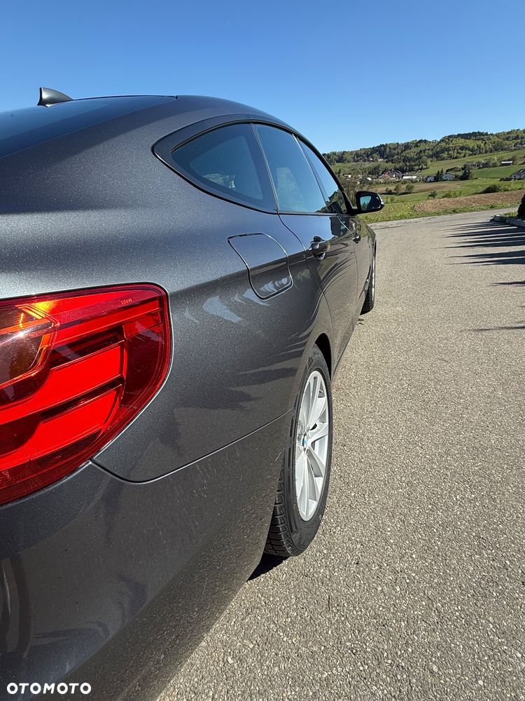 BMW 3GT 320d Sport Line - 4