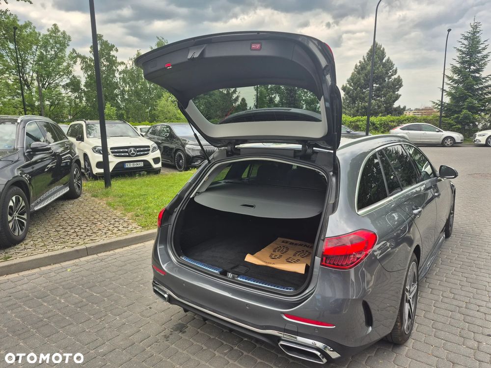 Mercedes-Benz Klasa C 200 9G-TRONIC - 26