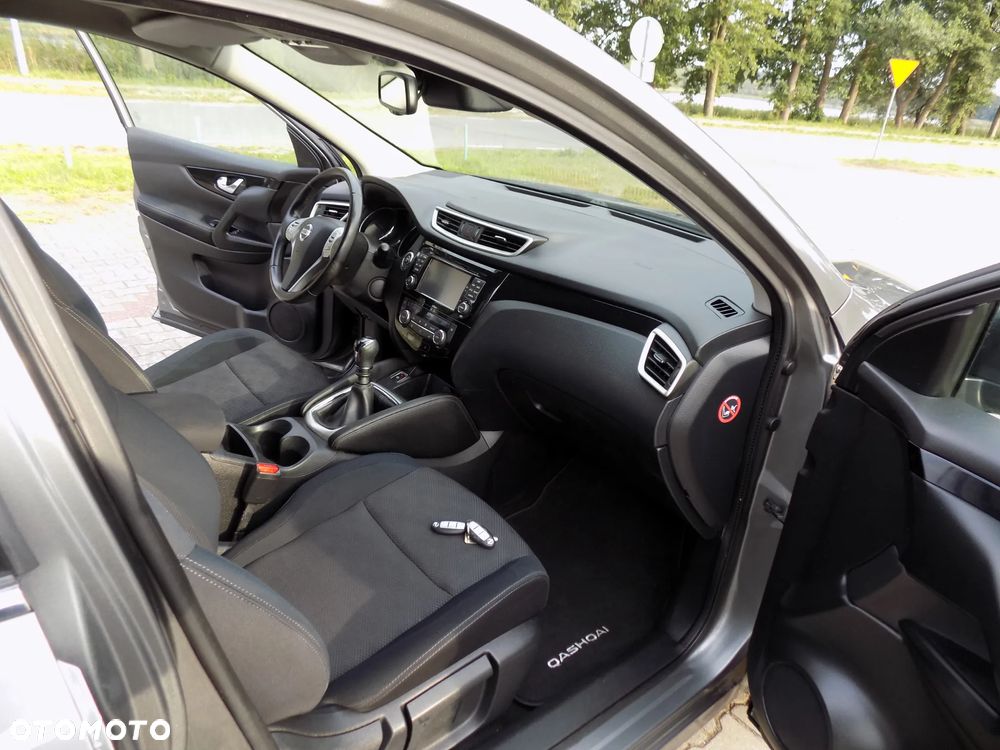 Nissan Qashqai - 11