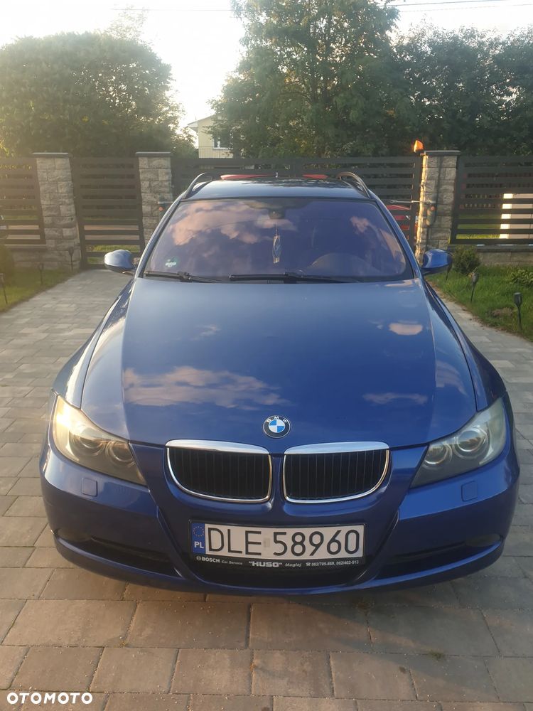 BMW Seria 3 318d - 24