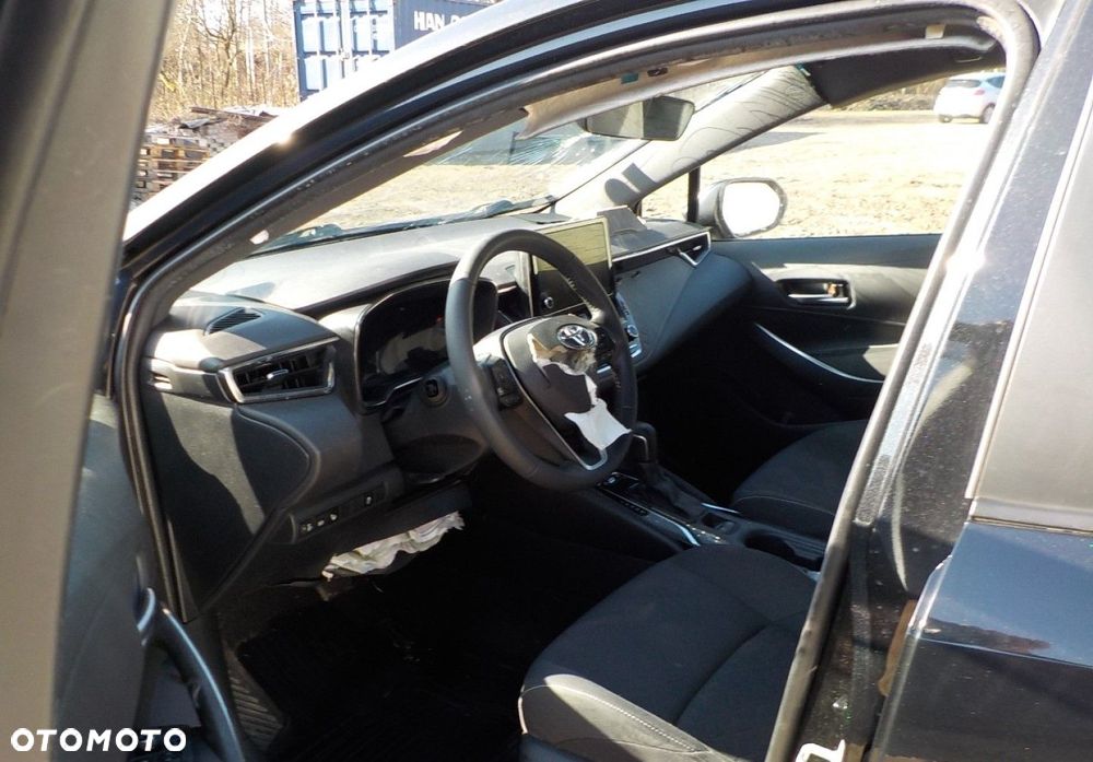 Toyota Corolla - 36