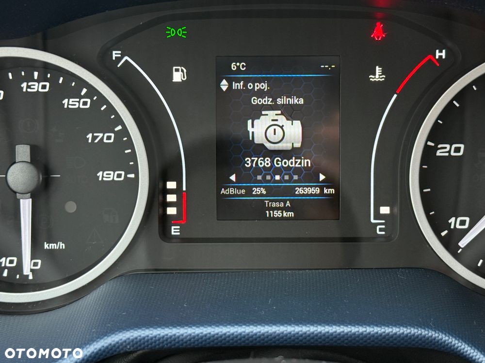 Iveco 2020/Daily/Winda BAR/Średni/manual/Klima/Tempomat/Business Pakiet - 24