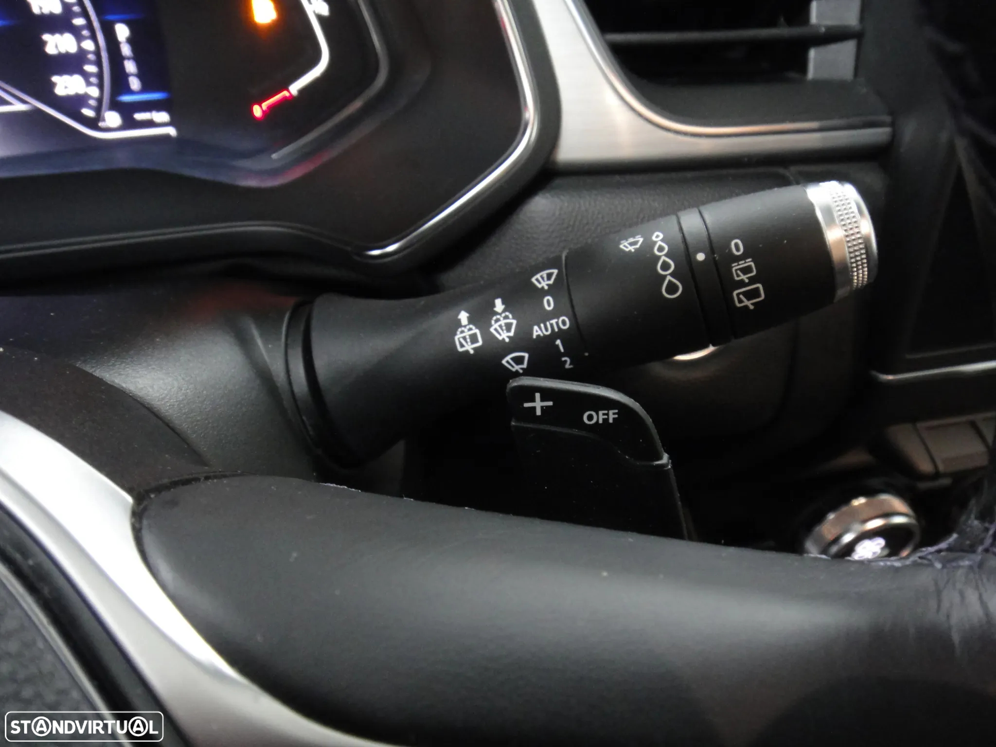 Renault Captur TCe 130 EDC GPF INTENS - 30