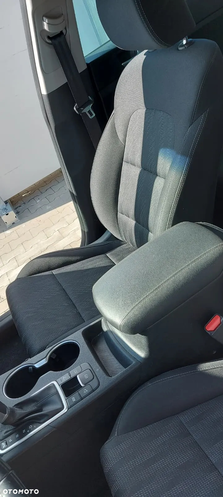 Kia Sportage 1.6 T-GDI L Business Line 2WD DCT - 9