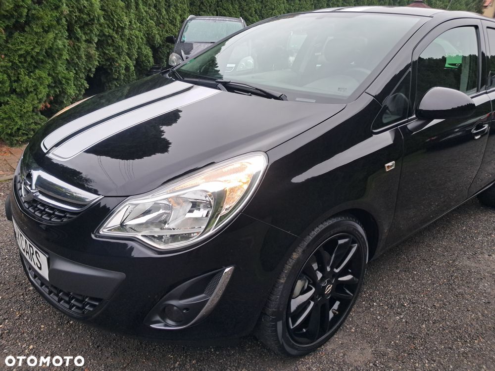 Opel Corsa 1.4 16V Color Edition - 1