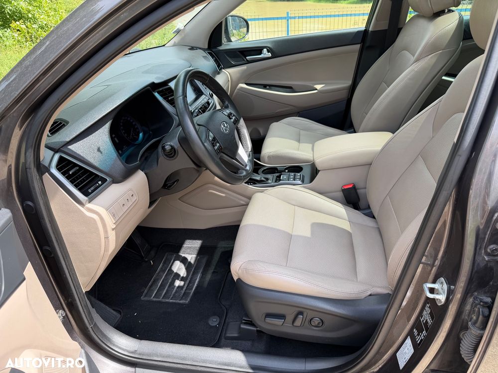 Hyundai Tucson blue 1.7 CRDi 2WD DCT Premium - 9