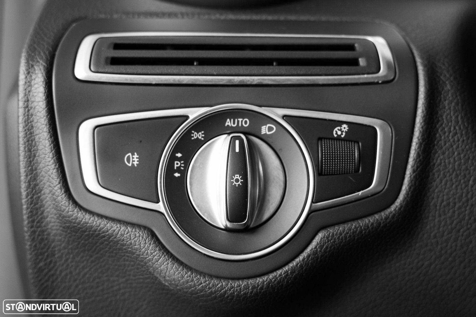 Mercedes-Benz C 200 d Station 9G-TRONIC AMG Line - 36