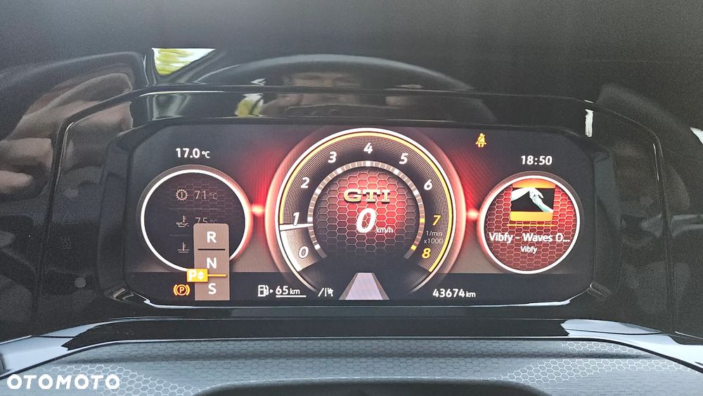 Volkswagen Golf 2.0 TSI GTI DSG - 19