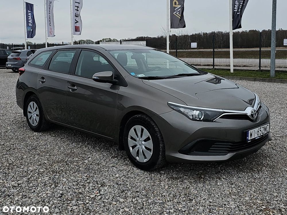 Toyota Auris 1.6 Active - 3