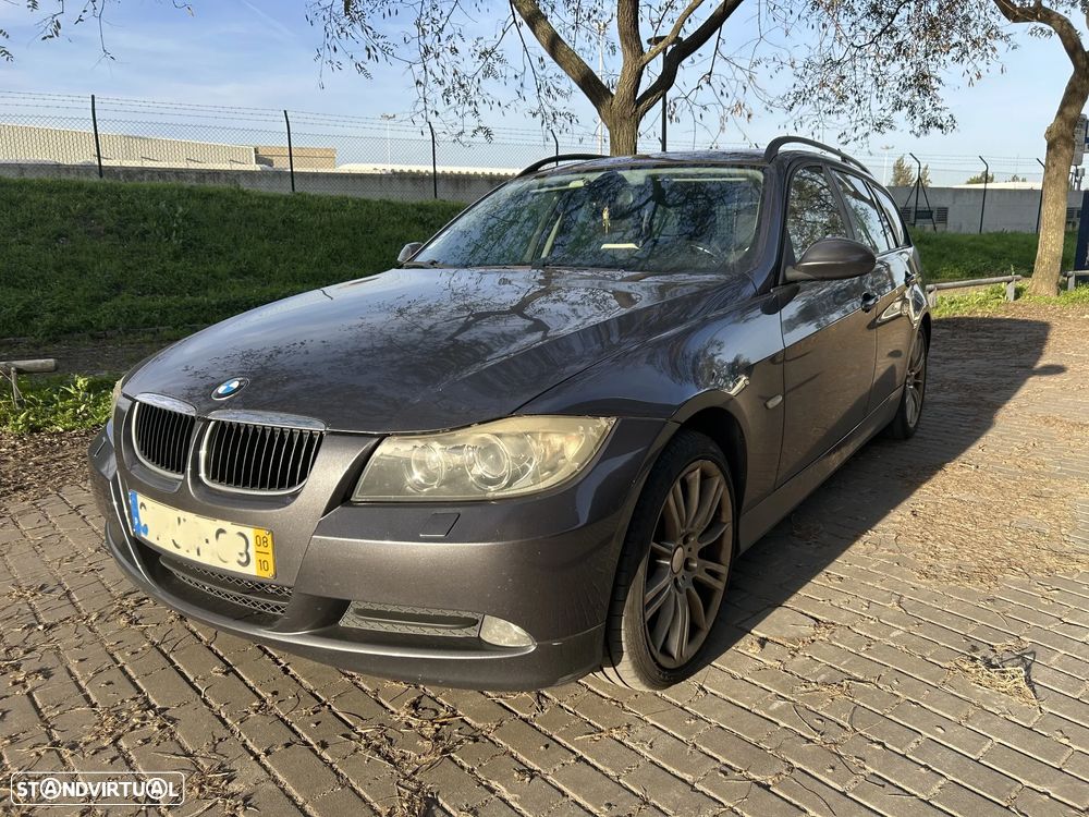 BMW 320 d Sport - 1