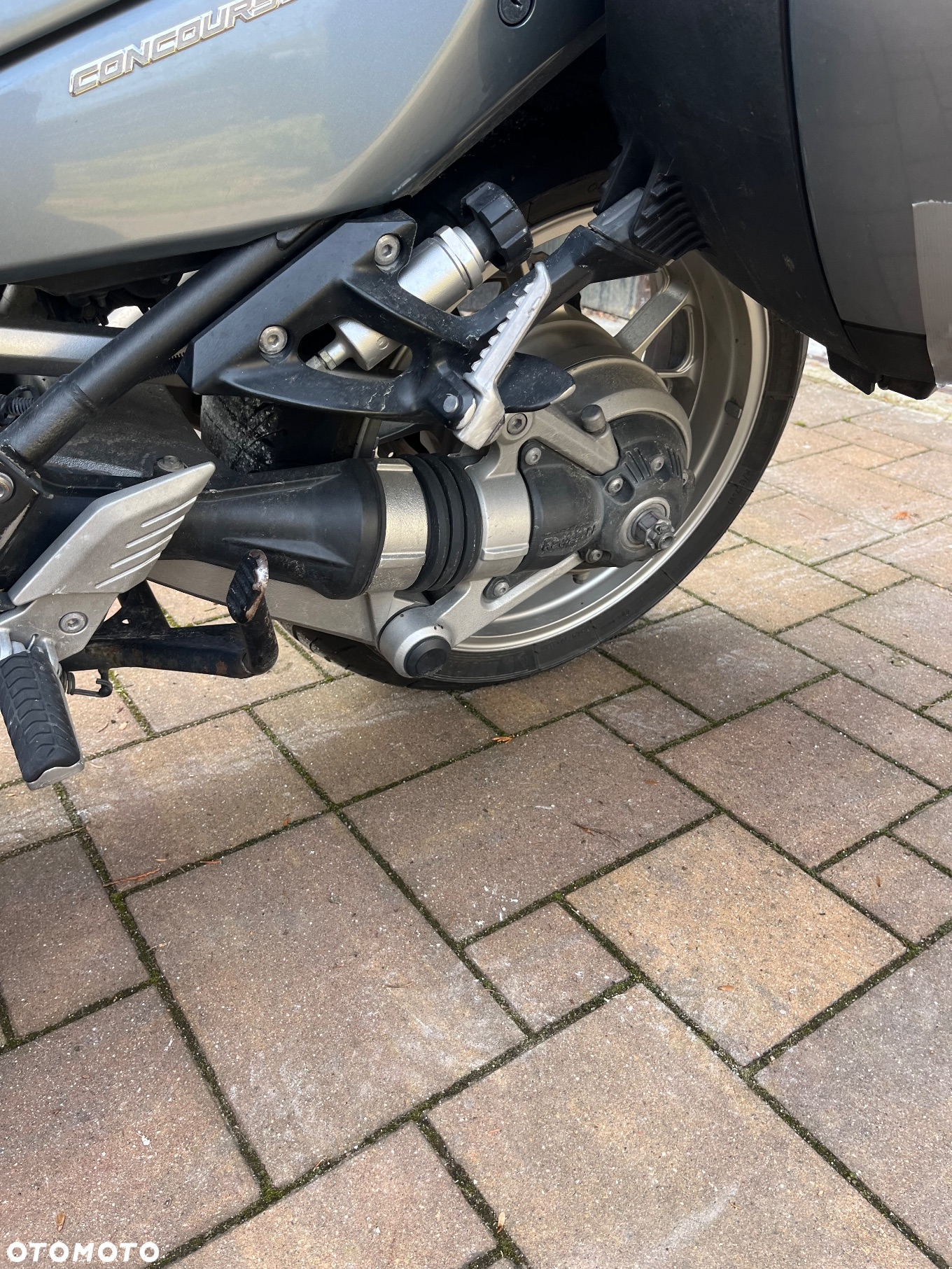 Kawasaki Concours - 8